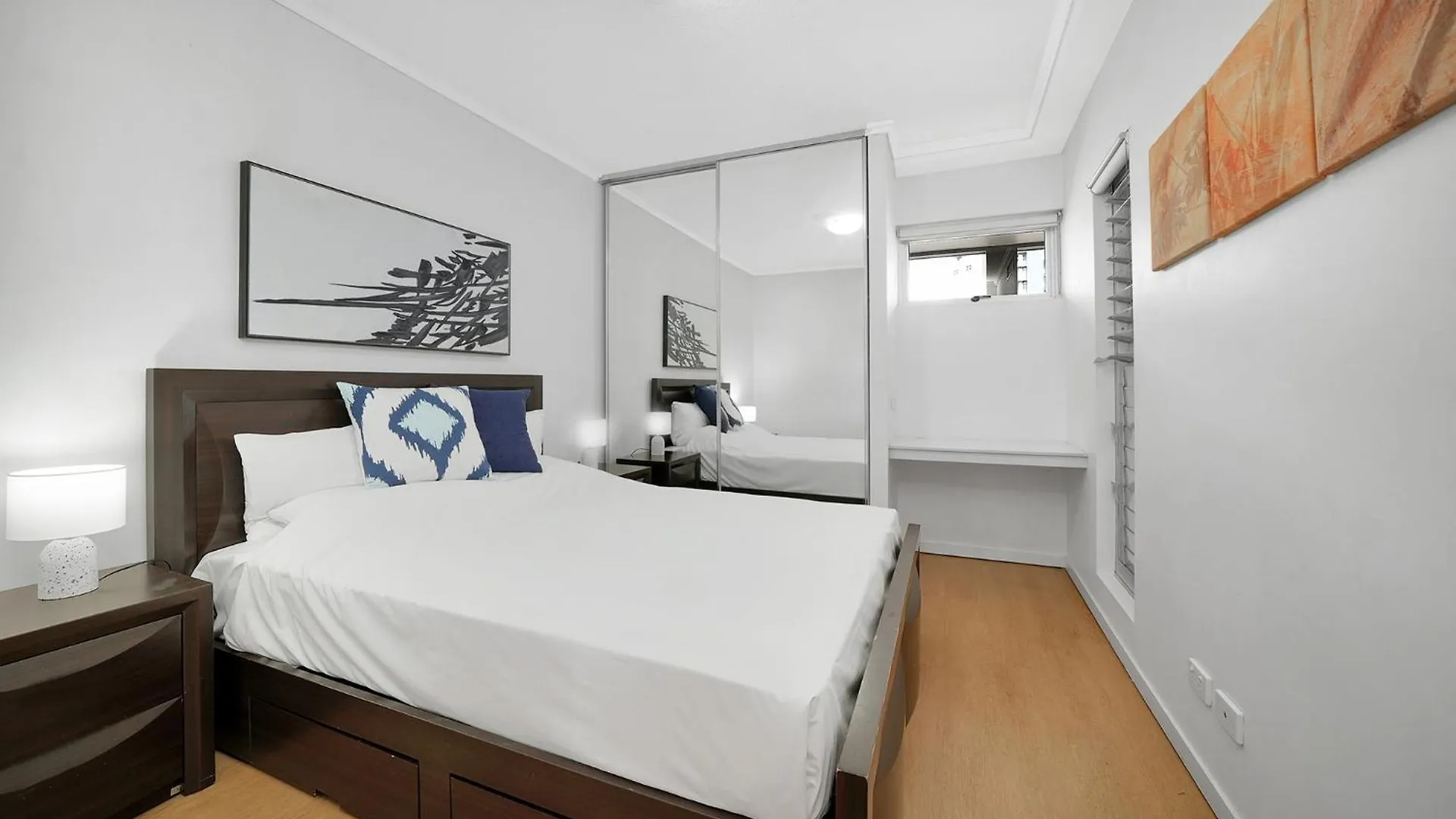 **** Lägenhetshotell Trilogy Residences Brisbane Australien